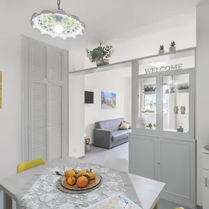 https://casa-reale.palermohotels.org